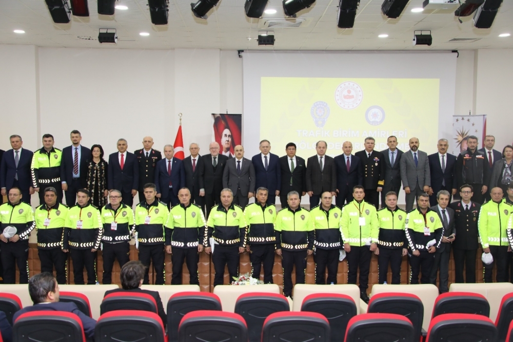 BAŞKAN DEMİR: OTOBÜS FİLOMUZU ELEKTRİKLİ OTOBÜSLERE DÖNDÜRECEĞİZ