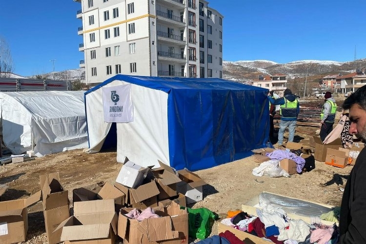 Afet bölgesine Bandırma'dan çadır desteği