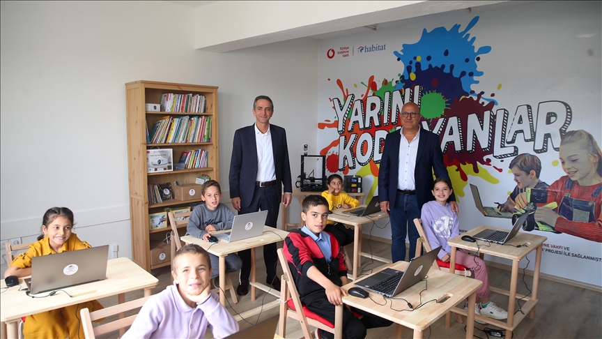 Vodafone köy çocuklarına teknolojiyi kullanarak 