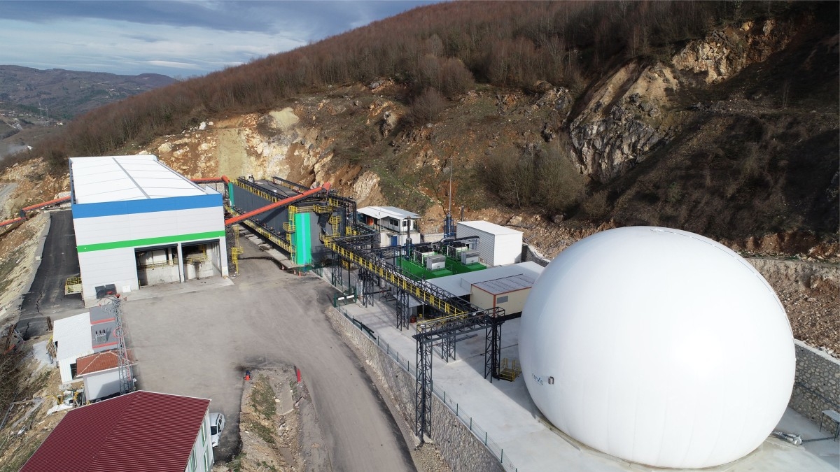 Başkan Faruk Özlü,  5 Bin 500 haneye yetecek kadar elektrik üretildi.