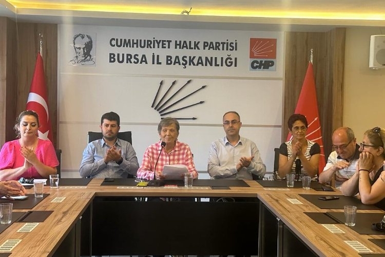 Büyükorhan'daki çağdışı karara CHP'li kadınlardan tepki