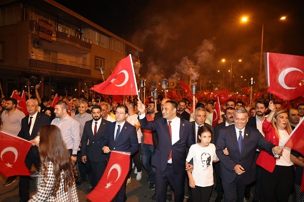 Toroslar’da 100 Yılın Coşkusu, Mersin’i Sardı