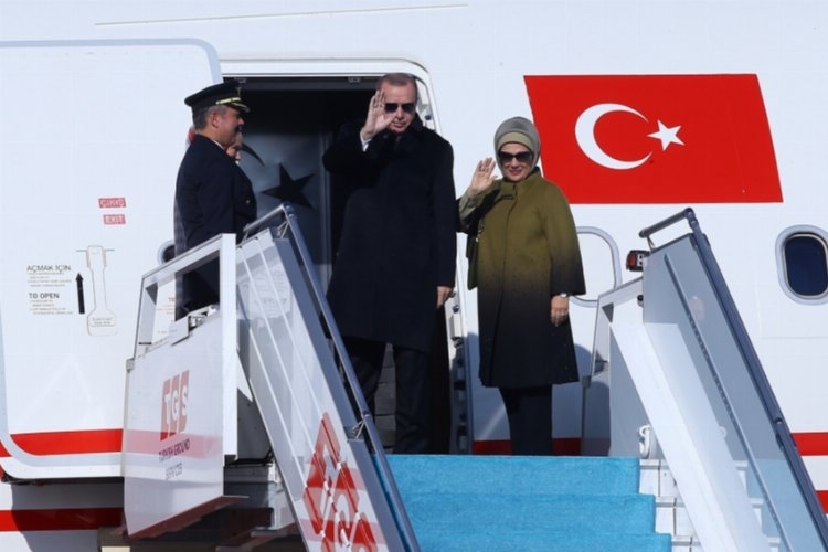 Cumhurbaşkanı Erdoğan Yüksek Stratejik Komite 9. Toplantısı'na katılmak üzere Katar'a gitti.