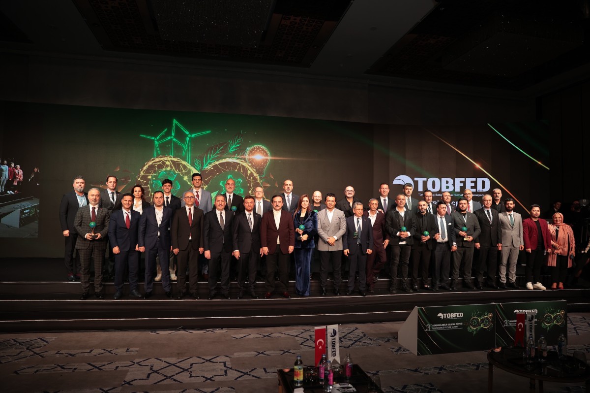 ‘Gelecek Elimizde’ ödülleri üçüncü kez sahiplerini buldu   