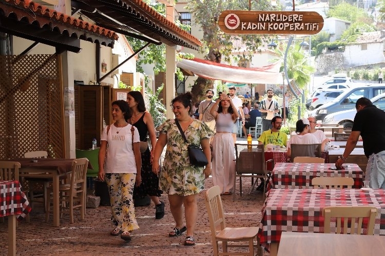 Narlıdere'de Kadın İstihdamını Artırmak İçin Atılan Adımlar