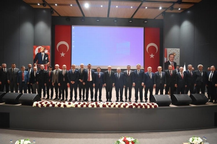 Bakan Şimşek, Kayseri Organize Sanayi Bölgesi'nde Sanayicilerle Toplantı Gerçekleştirdi