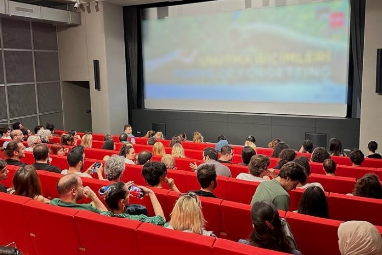 İstanbul Modern'de Sinema Tutkunu Zamanı