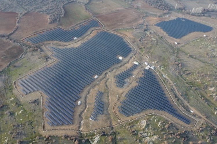 Yeşil Geleceğe Yönelik Bir Adım: CW Enerji'nin Çalışmaları Devam Ediyor