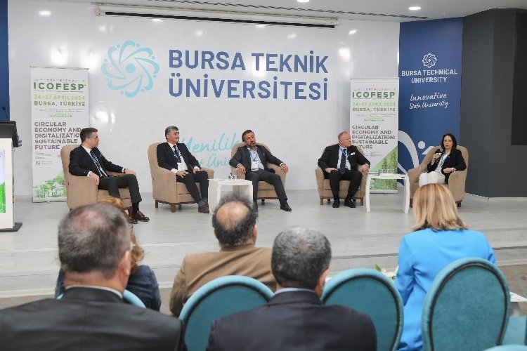 BTÜ'de küresel ekonomi üzerine değerlendirme yapıldı