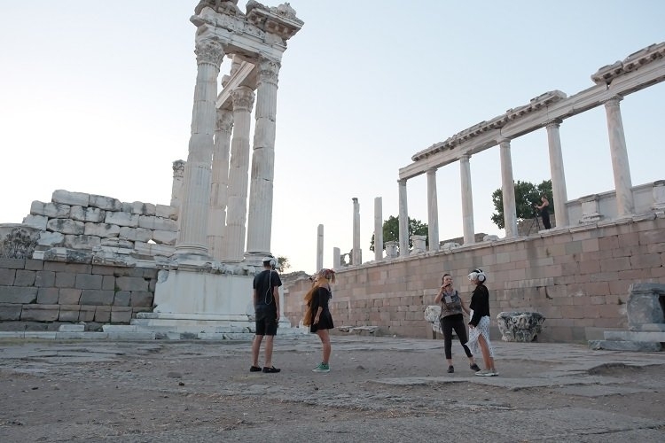Bergama Tiyatro Festivali’nin Tarihleri Açıklandı