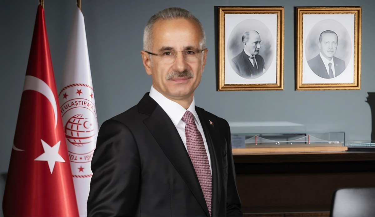 Bakan Uraloğlu, Alanya’da gazetecilerle buluşacak ve marina açılışı yapacak