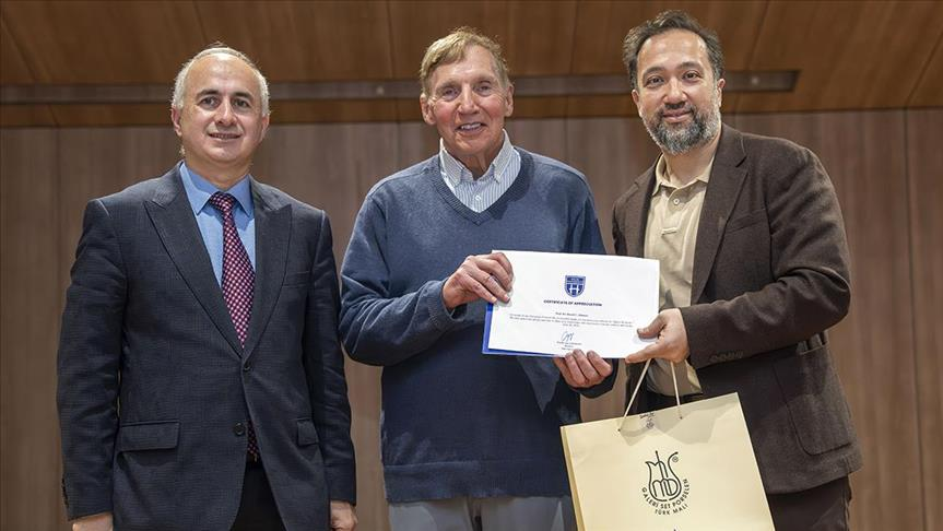 Astronot David Carl Hilmers Haliç Üniversitesi öğrencileriyle buluştu