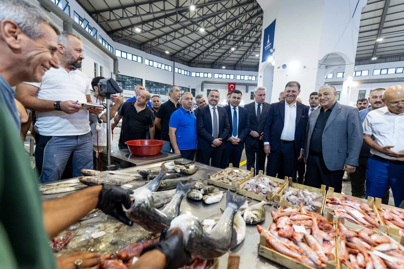 Şanlıurfa’nın Tarihi Sokakları Gece Işıklarıyla Yeniden Hayat Buldu